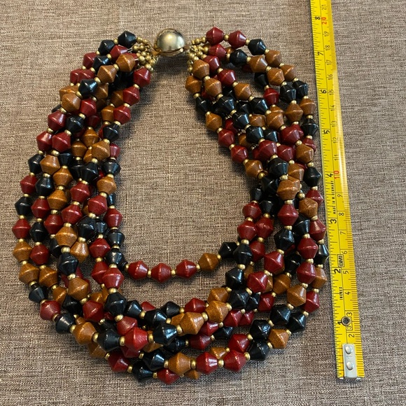 Elegant Paisley Scarf with Beaded Necklace - Picture 4 of 10